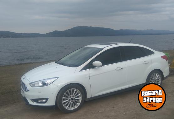 Autos - Ford FOCUS 3 2016 Nafta 74500Km - En Venta