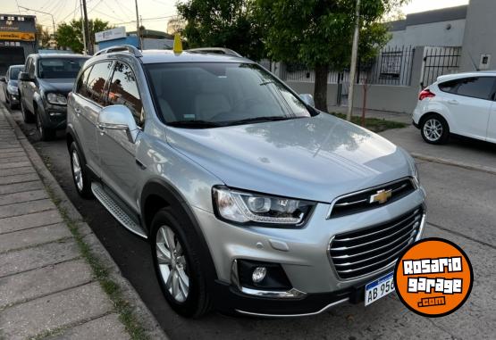 Camionetas - Chevrolet CAPTIVA 2.2D LTZ AT 7A 2017 Diesel 42000Km - En Venta