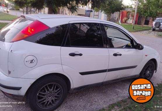 Autos - Ford Focus 1.8 motor Zetec 2001 Nafta 300000Km - En Venta