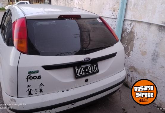 Autos - Ford Focus 1.8 motor Zetec 2001 Nafta 300000Km - En Venta