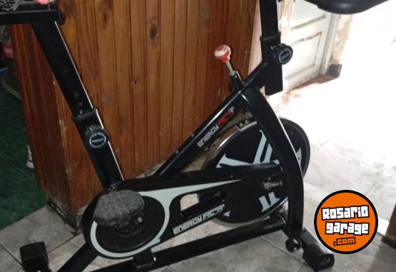 Deportes - Vendo bicicleta en muy buen estado sin uso - En Venta