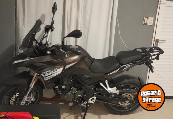 Motos - Benelli Trk251 2024 Nafta 1500Km - En Venta