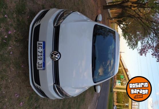 Autos - Volkswagen Fox Connect 2018 Nafta 49500Km - En Venta