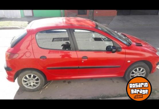 Autos - Peugeot 206 2007 Nafta 250000Km - En Venta