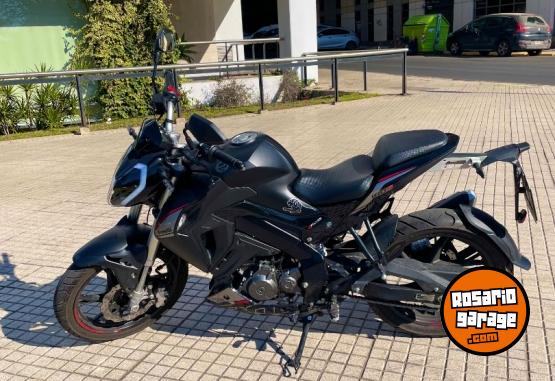 Motos - Benelli 180 S 2023 Nafta 5700Km - En Venta