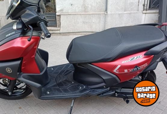 Motos - Yamaha Ray zr 125 2022 Nafta 17000Km - En Venta