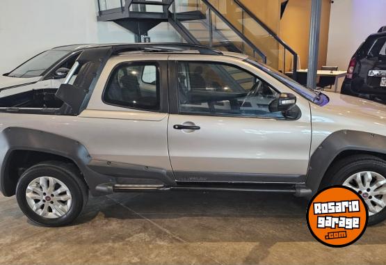 Utilitarios - Fiat STRADA ADVENTURE LOCKER 2014 GNC 145000Km - En Venta