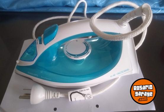 Hogar - PLANCHA USADA PHILLIPS EASY SPEED STEAM GLIDE CERAMIC. - En Venta