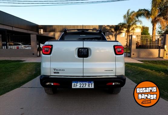 Camionetas - Fiat Toro Freedom 1.8N AT6 4x2 2022 Nafta 51000Km - En Venta