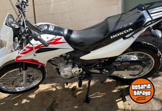 Motos - Honda Xr 2023 Nafta 900Km - En Venta