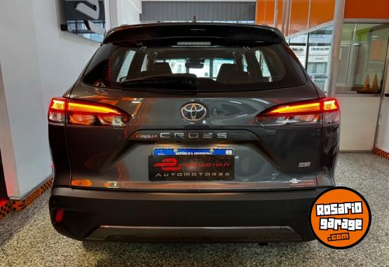 Camionetas - Toyota Corolla Cross 2024 Nafta 0Km - En Venta