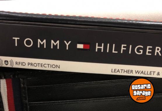 Indumentaria - Billetera de hombre Tommy Hilfigher - En Venta