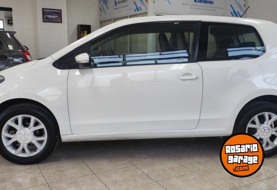 Autos - Volkswagen UP HIGH 2016 Nafta 117900Km - En Venta