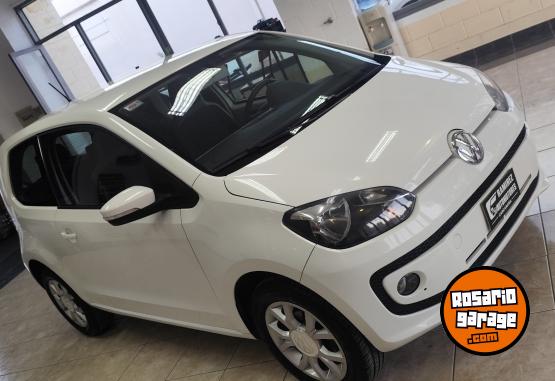 Autos - Volkswagen UP HIGH 2016 Nafta 117900Km - En Venta