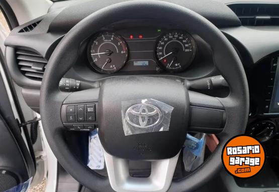 Camionetas - Toyota Hilux 2024 Diesel 0Km - En Venta