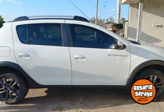 Autos - Renault Sandero Stepway Zen 2020 Nafta 33700Km - En Venta