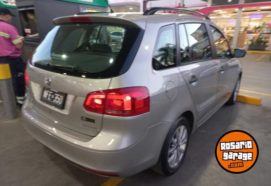 Autos - Volkswagen SURAN 2013 GNC 119000Km - En Venta