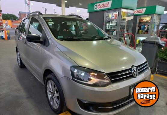 Autos - Volkswagen SURAN 2013 GNC 119000Km - En Venta