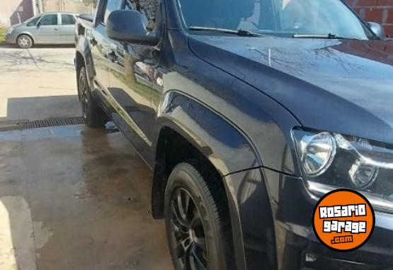 Camionetas - Volkswagen Amarok DC TDI 140 4 x 2 2019 Diesel 180000Km - En Venta