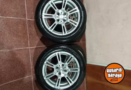 Accesorios para Autos - 4 llantas 15 pulgadas con 4 cubiertas bristone - En Venta