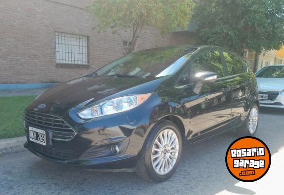 Autos - Ford Fiesta 2015 Nafta 135000Km - En Venta