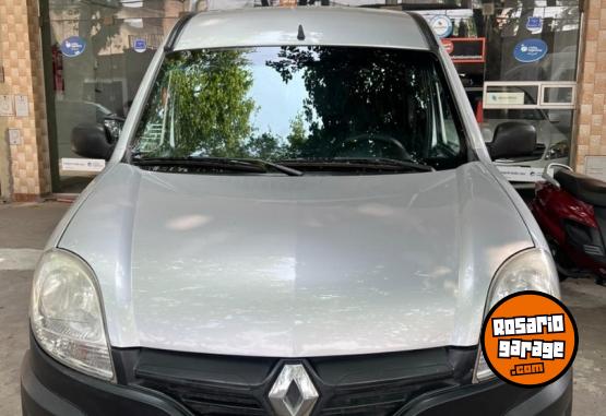 Utilitarios - Renault Kangoo 5 asientos 2014 Nafta  - En Venta