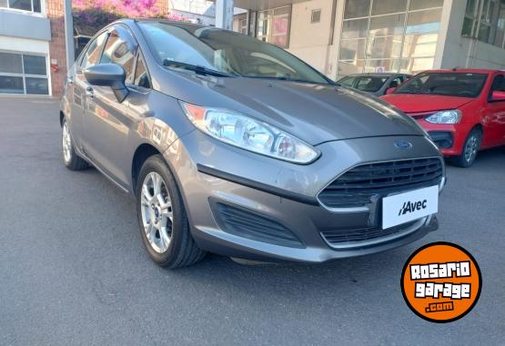 Autos - Ford Fiesta S-Plus 4P 2014 GNC 75000Km - En Venta