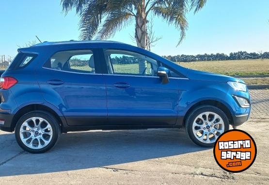 Autos - Ford Ecosport Titanium 2020 Nafta 63000Km - En Venta