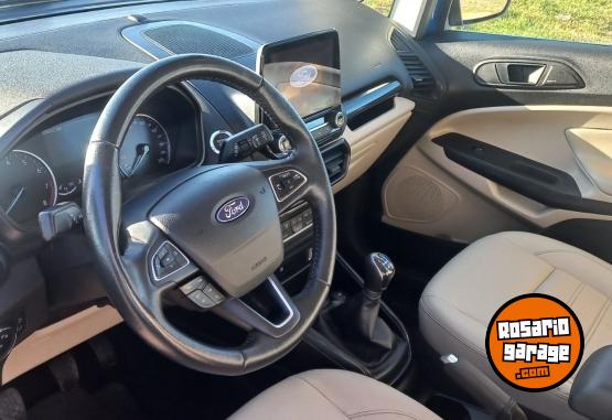 Autos - Ford Ecosport Titanium 2020 Nafta 63000Km - En Venta