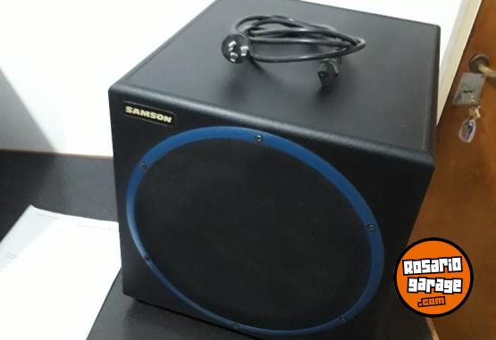 Instrumentos Musicales - SUBWOOFER SAMSON POTENCIADO MODELO A 120 - En Venta