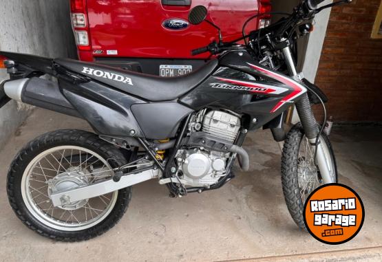 Motos - Honda Xr 250 2017 Nafta 5800Km - En Venta