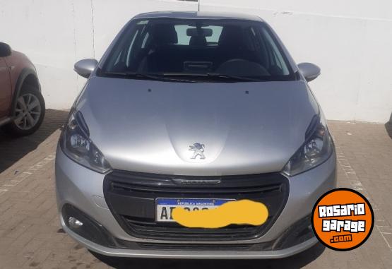 Autos - Peugeot 208 Allure 5 puertas 2019 Nafta 57000Km - En Venta