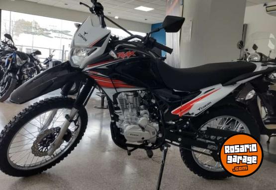 Motos - Corven Triax 150 R3 2024 Nafta 0Km - En Venta