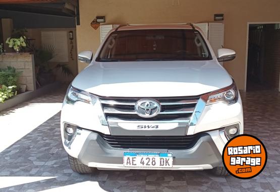 Camionetas - Toyota SW4 srx 7 asientos 2020 Diesel 42000Km - En Venta