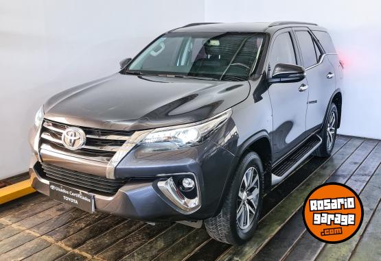 Camionetas - Toyota SW4 4X4 SRX 6A/T 7A 2,8 2018 Diesel 56900Km - En Venta