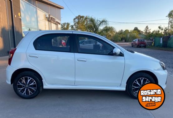 Autos - Toyota Etios XLS 1.5 2018 Nafta 106000Km - En Venta