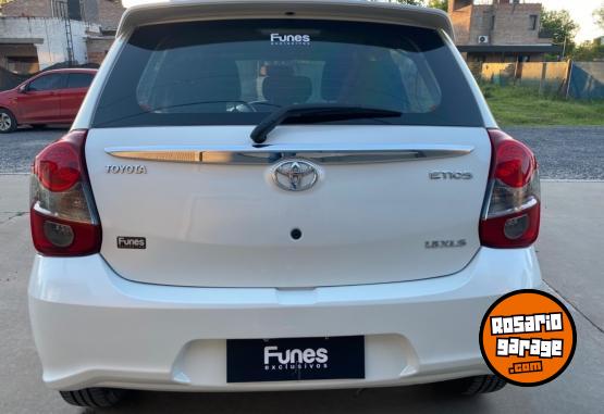 Autos - Toyota Etios XLS 1.5 2018 Nafta 106000Km - En Venta