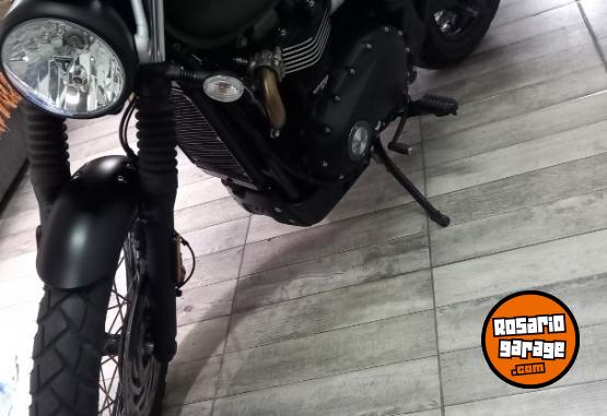 Motos - Triumph Street Scrambler 900 2018 Nafta 13000Km - En Venta