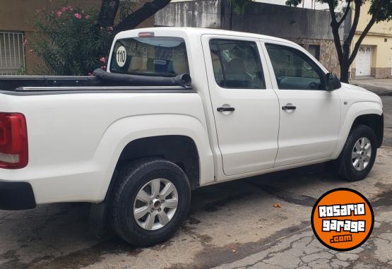 Camionetas - Volkswagen Amarok 180cv permuto 2013 Diesel 158000Km - En Venta