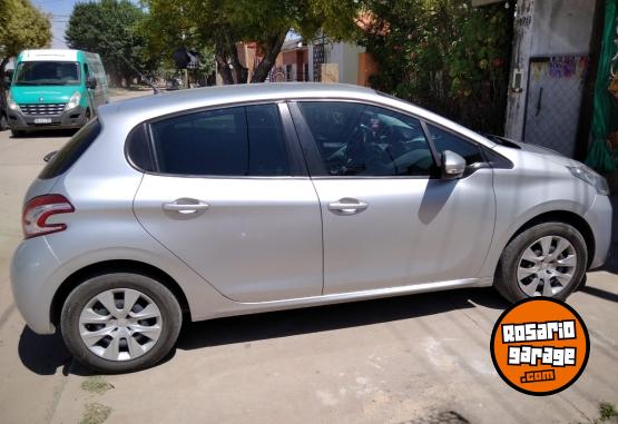 Autos - Peugeot Peugeot 208 2015 Nafta 170000Km - En Venta