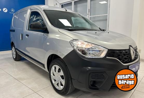 Utilitarios - Renault KANGOO - FURGN 2023 Nafta 20000Km - En Venta