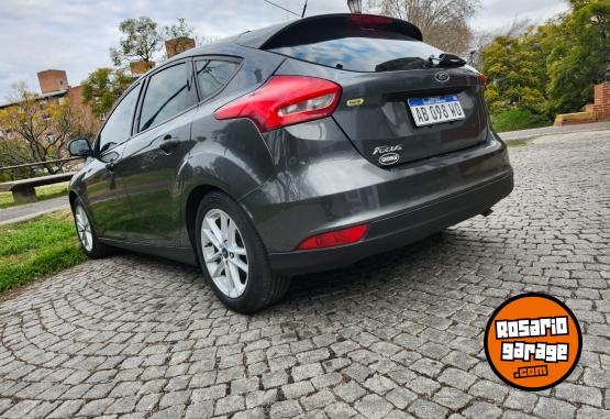 Autos - Ford Focus s 1.6 2017 GNC 130000Km - En Venta