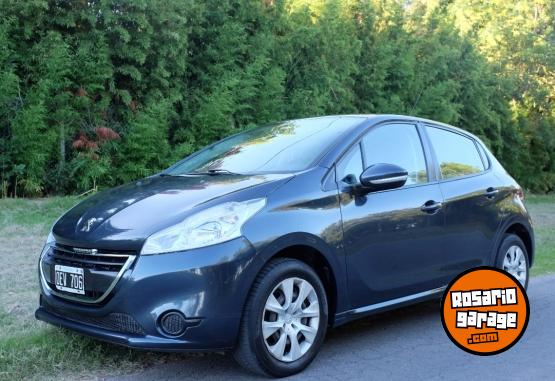 Autos - Peugeot 208 2014 Nafta 119000Km - En Venta