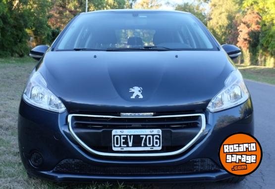 Autos - Peugeot 208 2014 Nafta 119000Km - En Venta