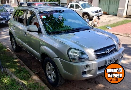 Camionetas - Hyundai Tucson CRDI 4WD 4x4 2008 Diesel 247000Km - En Venta