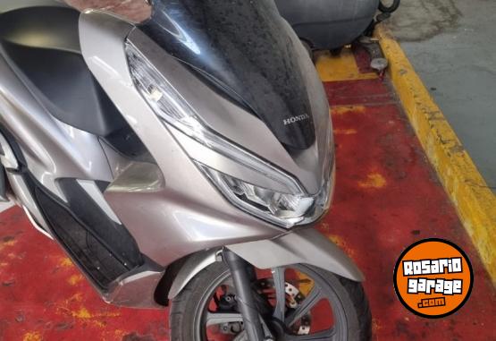 Motos - Honda pcx 2019 Nafta 12000Km - En Venta