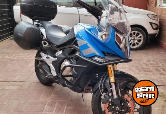 Motos - CF MT 650 2022 Nafta 3700Km - En Venta