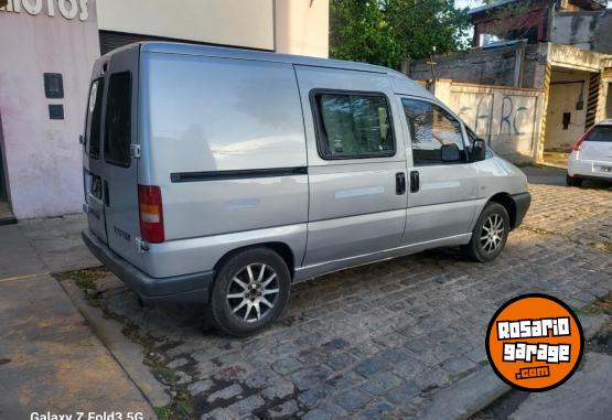 Utilitarios - Peugeot Expert 2002 Diesel 200000Km - En Venta