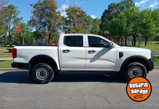 Camionetas - Ford RANGER 2.0 XL 2024 Diesel 9000Km - En Venta