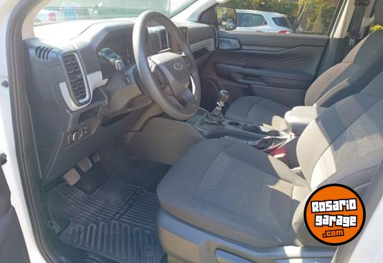 Camionetas - Ford RANGER 2.0 XL 2024 Diesel 9000Km - En Venta